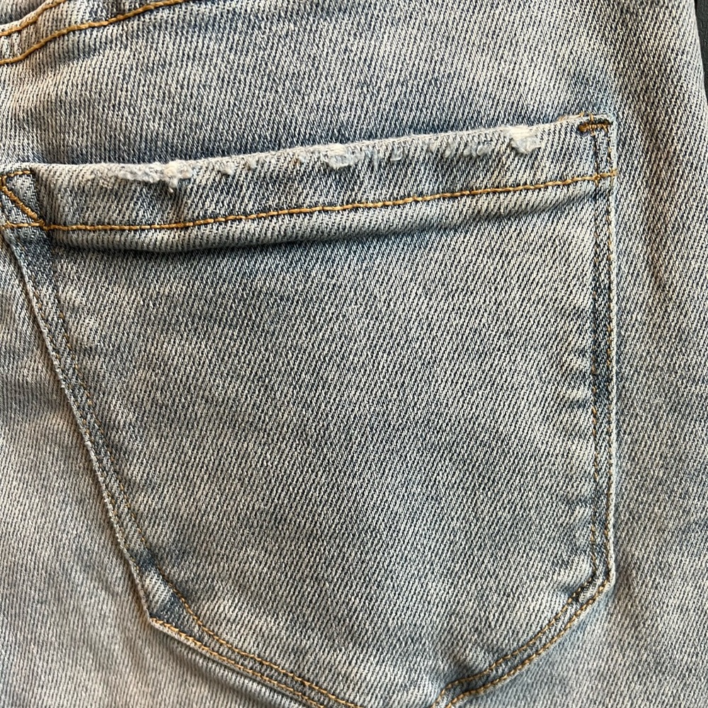 Kensie High Rise Straight Slim Jean NWOT - Picture 4 of 6